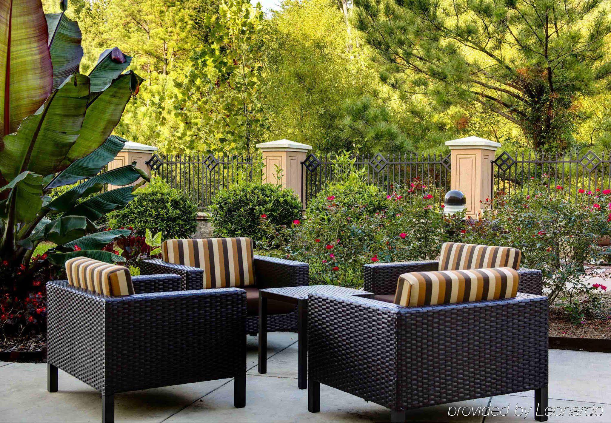 Hotel Courtyard Highpoint Exterior foto