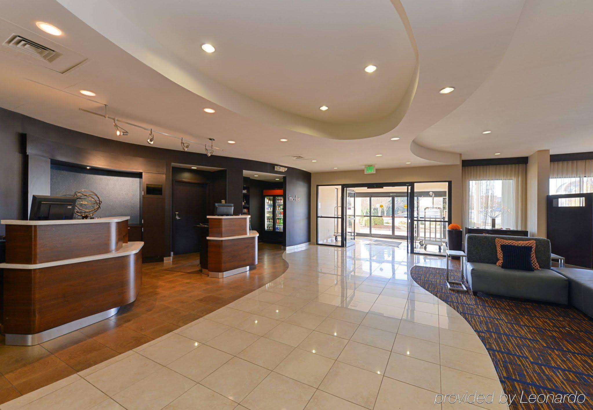 Hotel Courtyard Highpoint Exterior foto